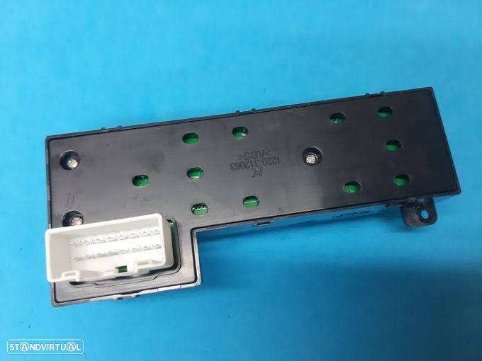Comando botão interruptor dos vidros Hyundai i30  93570-2L010   NOVO - 4