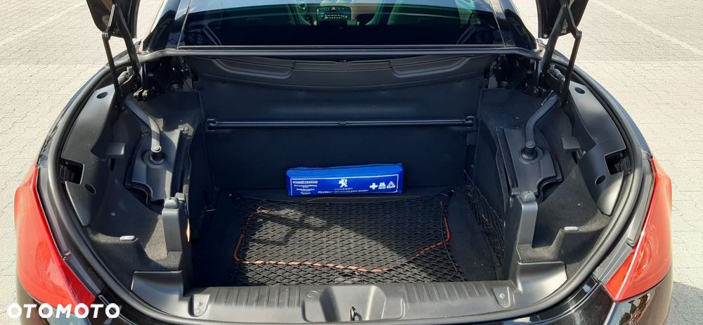 Peugeot 308 CC 2.0 HDi Sport Pack - 12