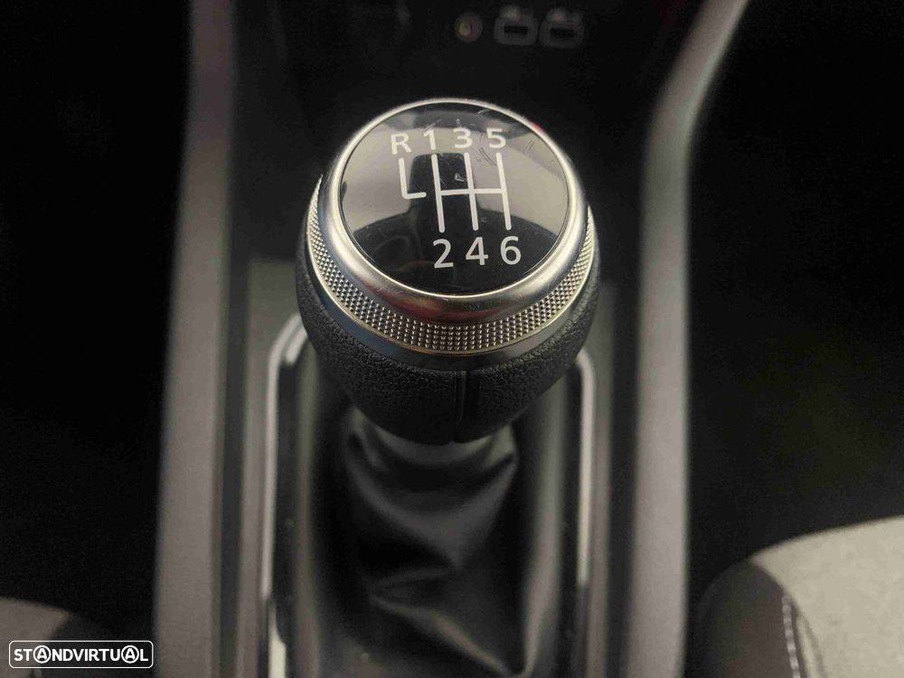 Renault Clio 1.0 TCe Evolution Bi-Fuel - 10