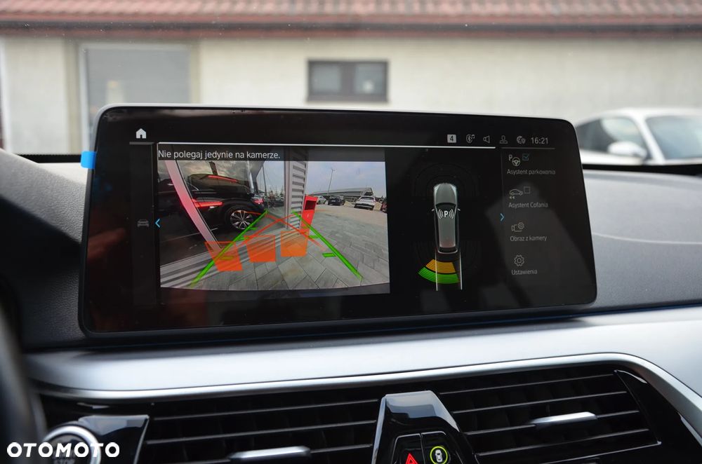 BMW Seria 5 520e Luxury Line - 25