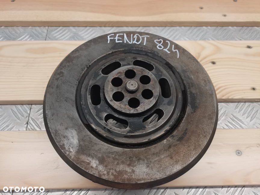 Fendt 824 Turboshift {Tłumik drgań skrętnych wału korbowego MAN D0826} - 8