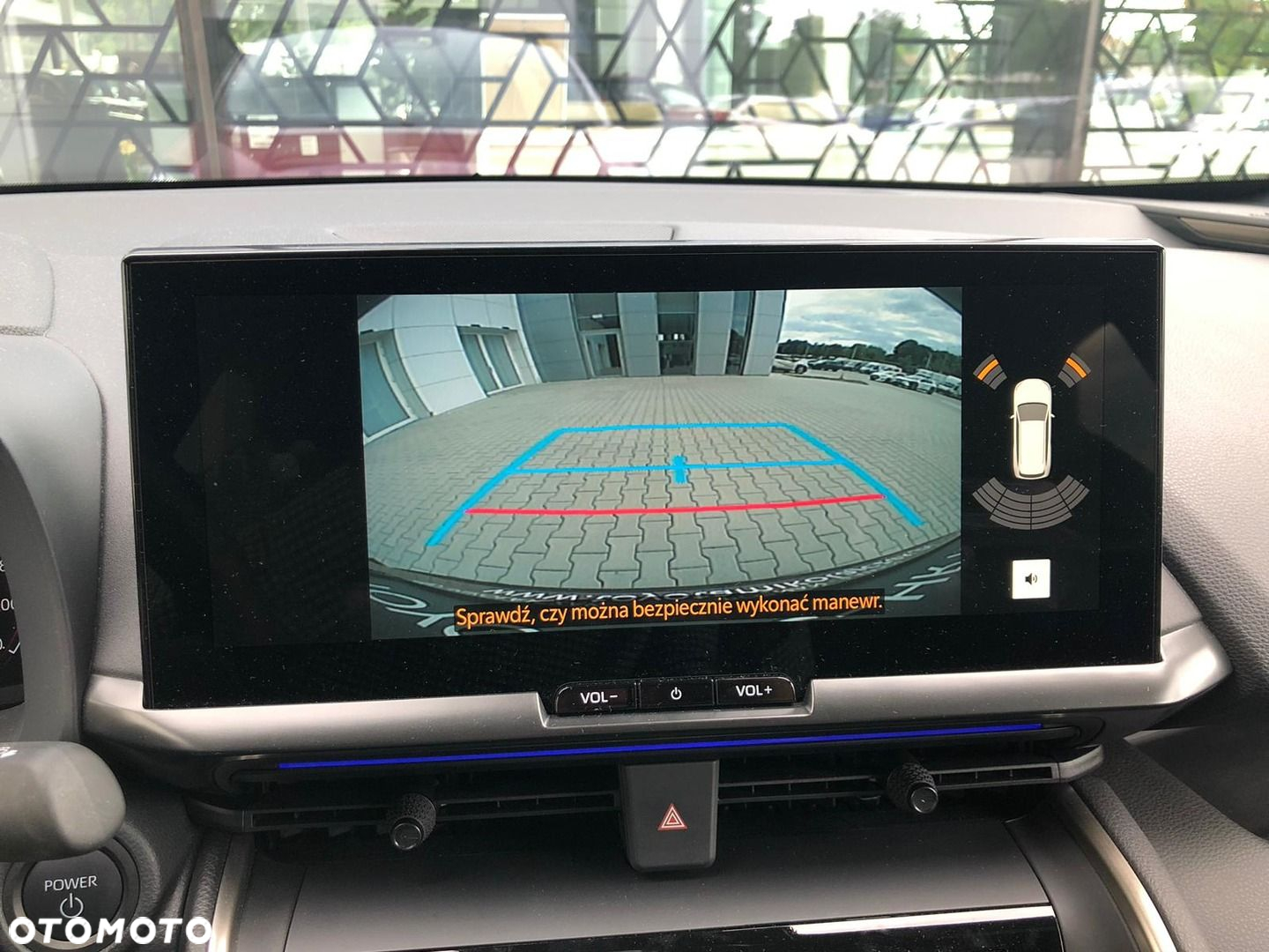 Toyota C-HR - 24