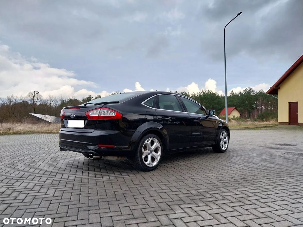 Ford Mondeo 2.0 EcoBoost Titanium X - 4