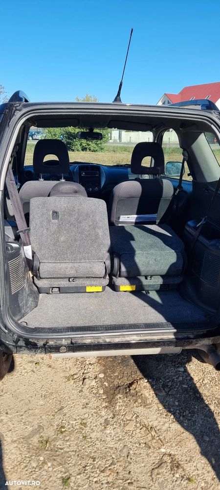 Toyota RAV4 4x2 - 6