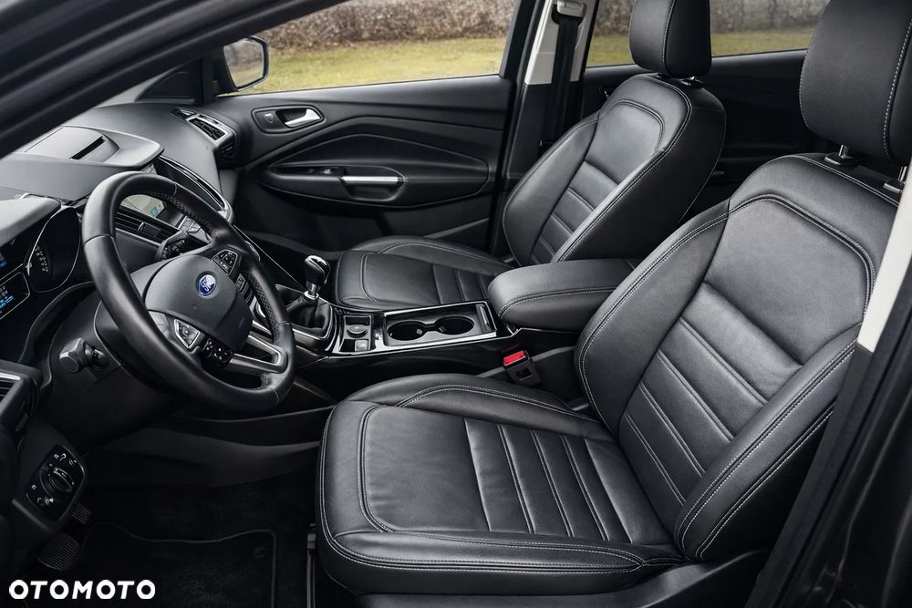 Ford Kuga 2.0 TDCi 4x2 Titanium - 5