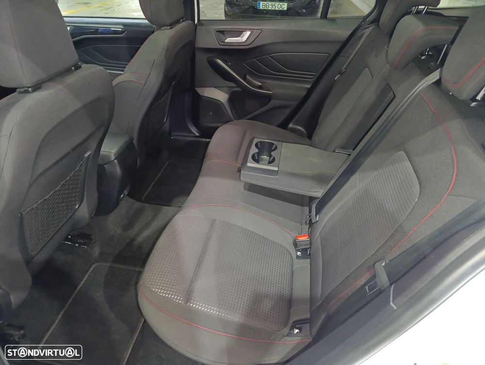 Ford Focus 1.0 EcoBoost MHEV ST-Line - 7
