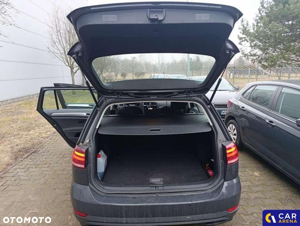 Volkswagen Golf - 14