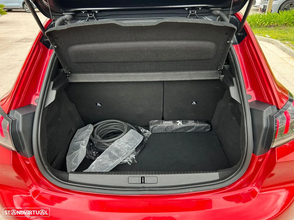 Peugeot e-208 GT - 4