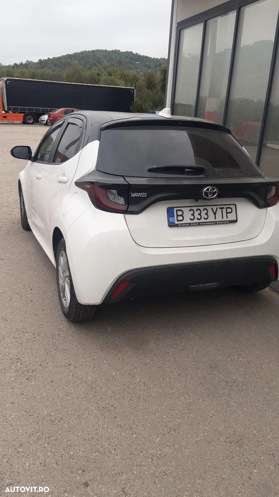 Toyota Yaris 1.5 CVT Dynamic - 3