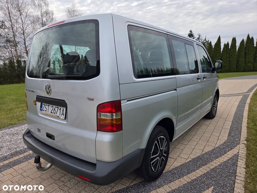 Volkswagen Transporter - 9