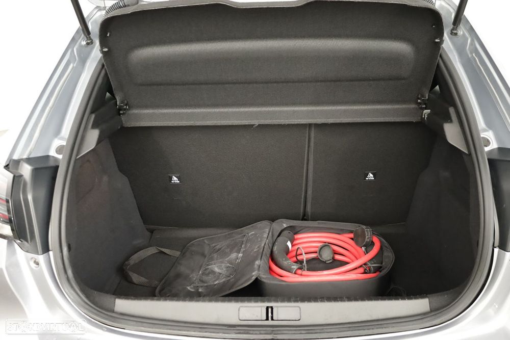 Peugeot e-208 51 kWh Allure - 24