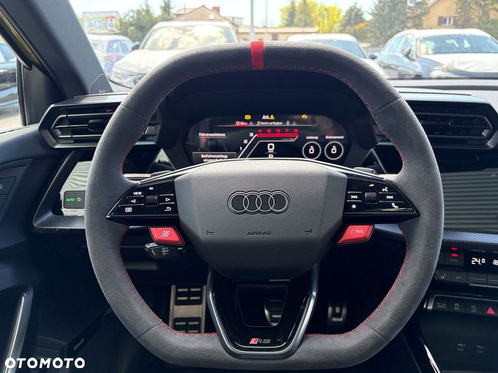 Audi RS3 Limousine - 26