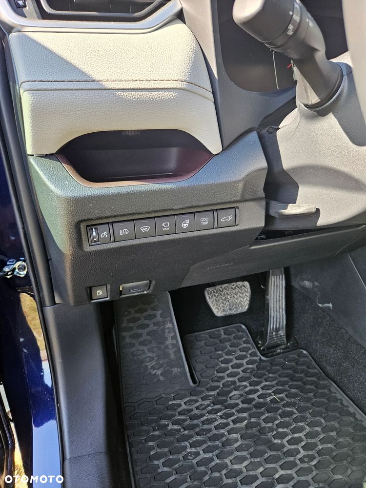 Toyota RAV4 2.5 Hybrid Black Edition by JBL 4x4 - 21