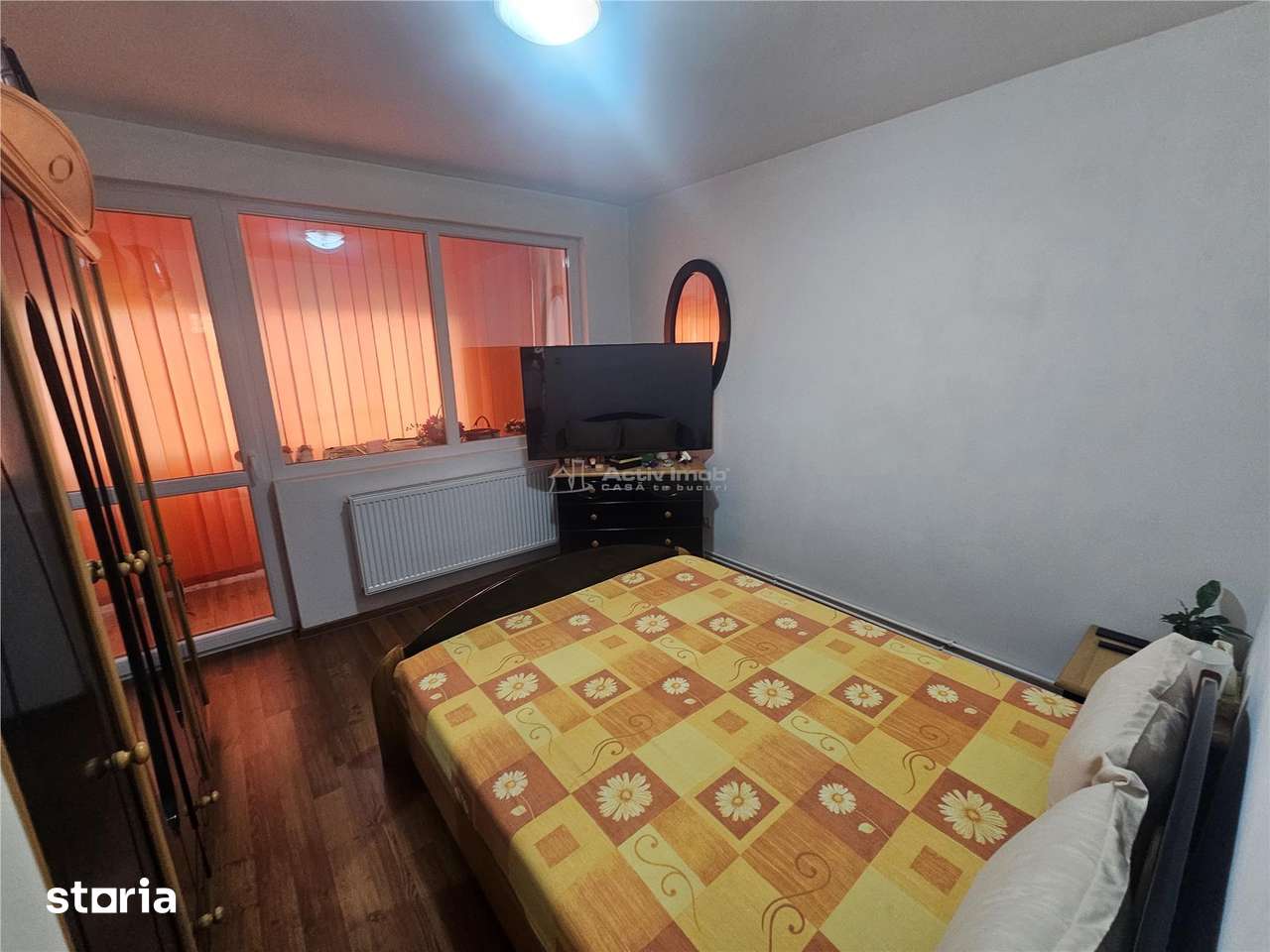 Resita, 2 Cam. Dec., Mobilat+Utilat, Et. 1, Micro 2 — fotografia 3
