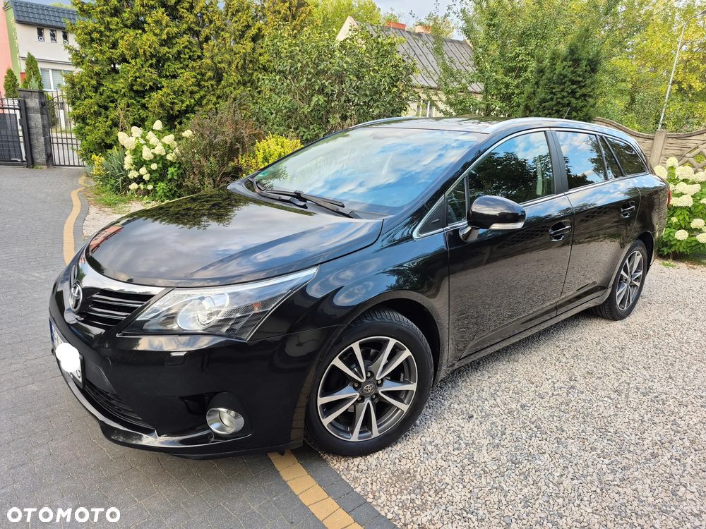 Toyota Avensis 1.8 Premium - 2