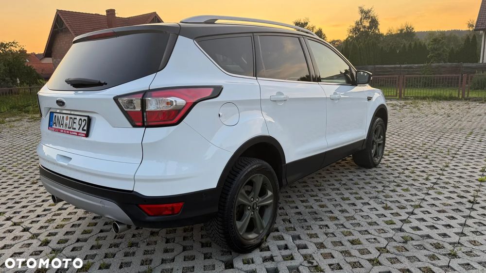 Ford Kuga 2.0 TDCi AWD Trend - 2