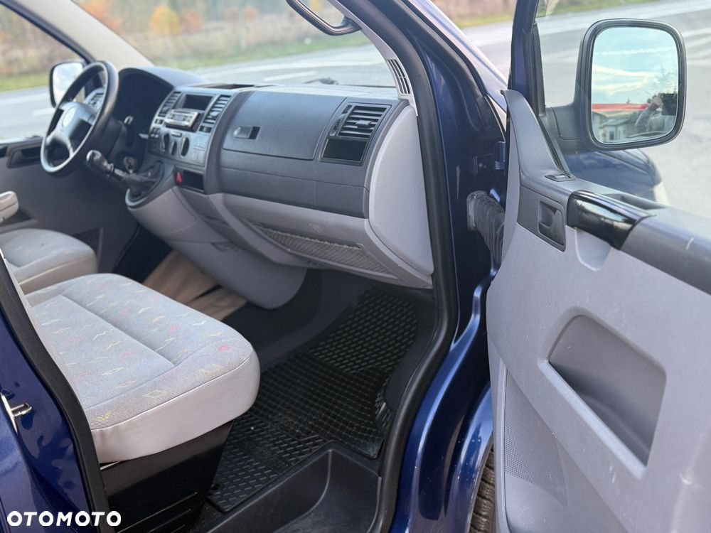 Volkswagen Transporter - 11