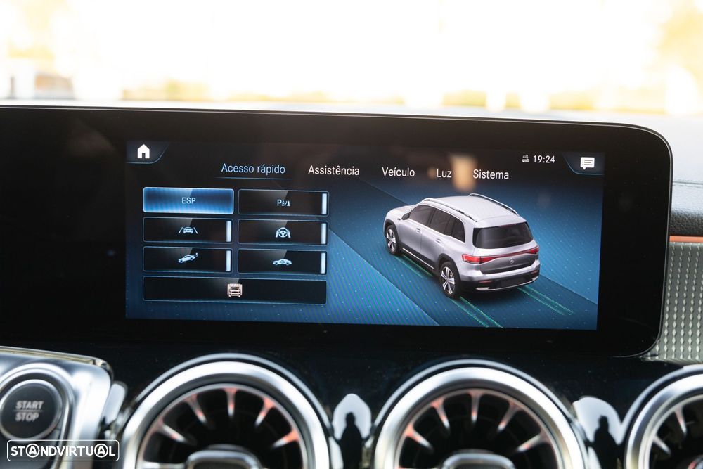 Mercedes-Benz EQB 300 4Matic AMG Line - 31