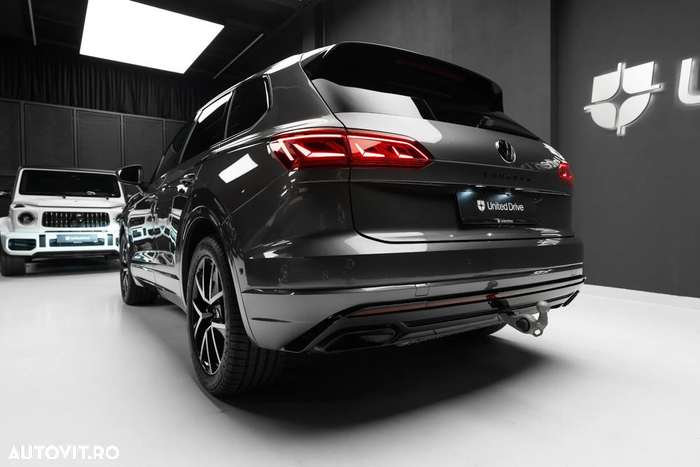 Volkswagen Touareg V6 TDI 4MOTION R-Line - 38