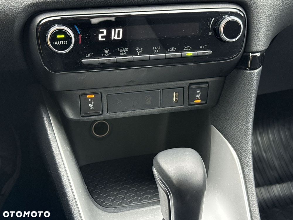 Toyota Yaris Hybrid 1.5 Comfort - 17