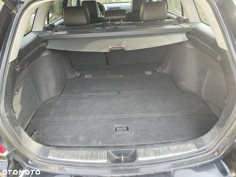 Toyota Avensis 2.2 D-CAT Sol plus NAVI - 9