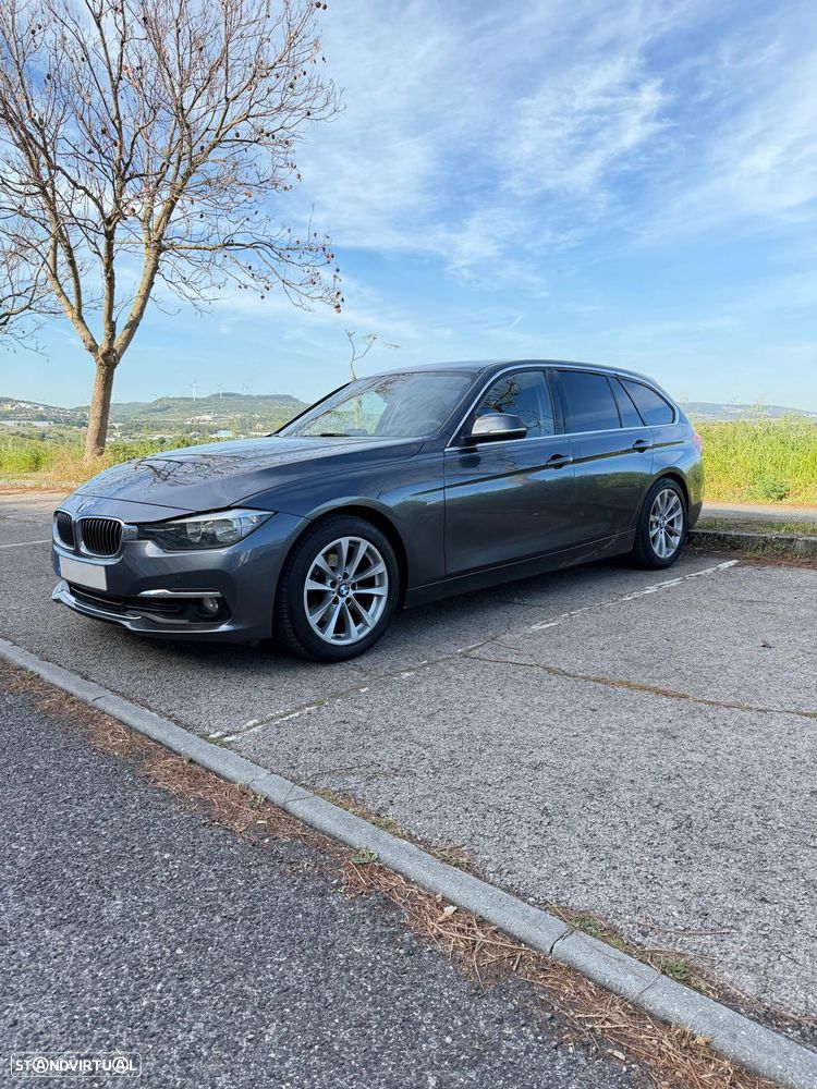 BMW 320 d Auto Line Luxury - 12