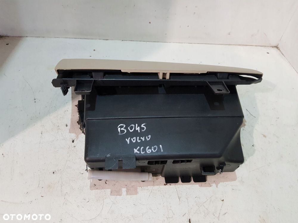 schowek pasażera 30755651 volvo xc60 i 3.2b eu 12 rok - 3