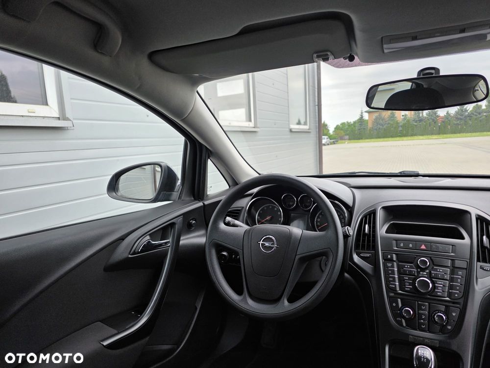Opel Astra 1.4 Essentia - 23