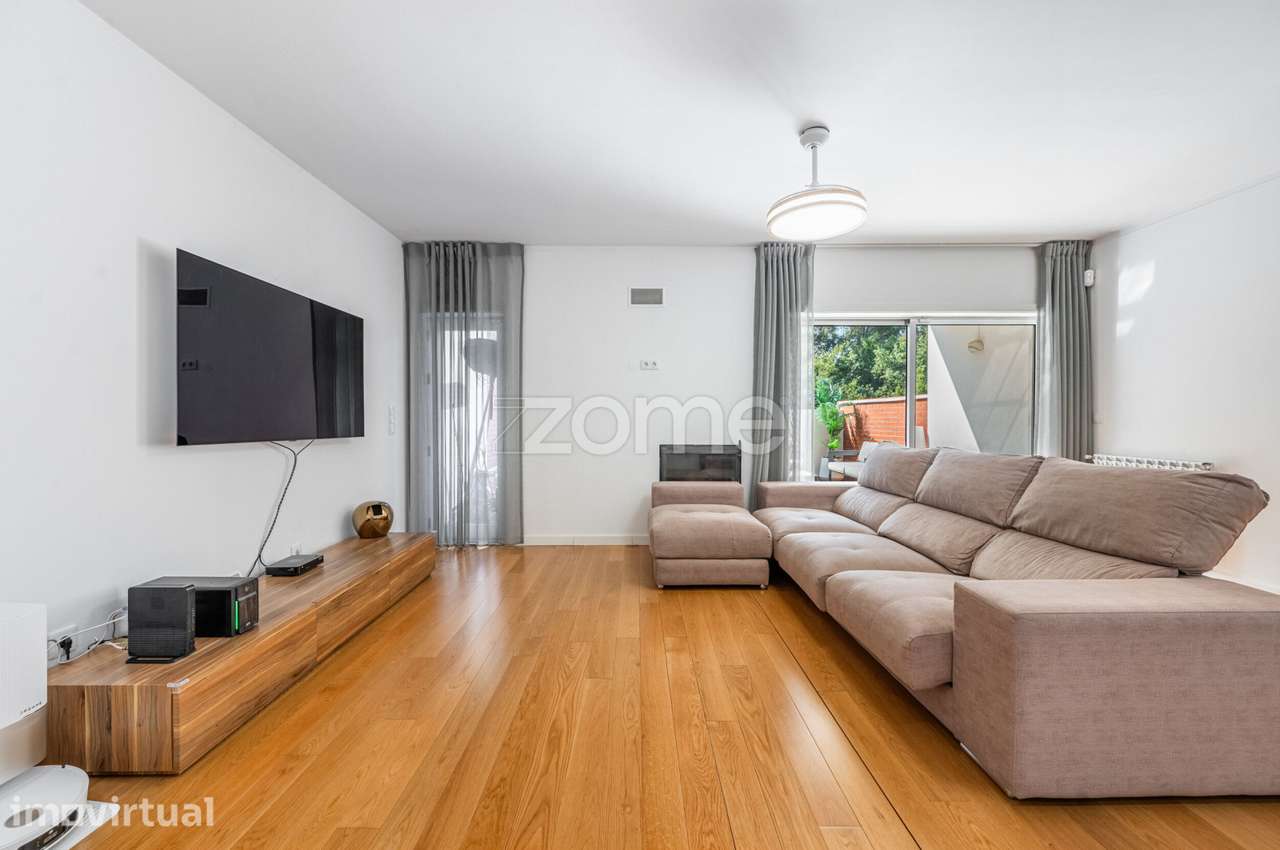 Moradia T4+1 em condomínio privado c/ terraço | S. Pedro Fins, Maia - Grande imagem: 3/58