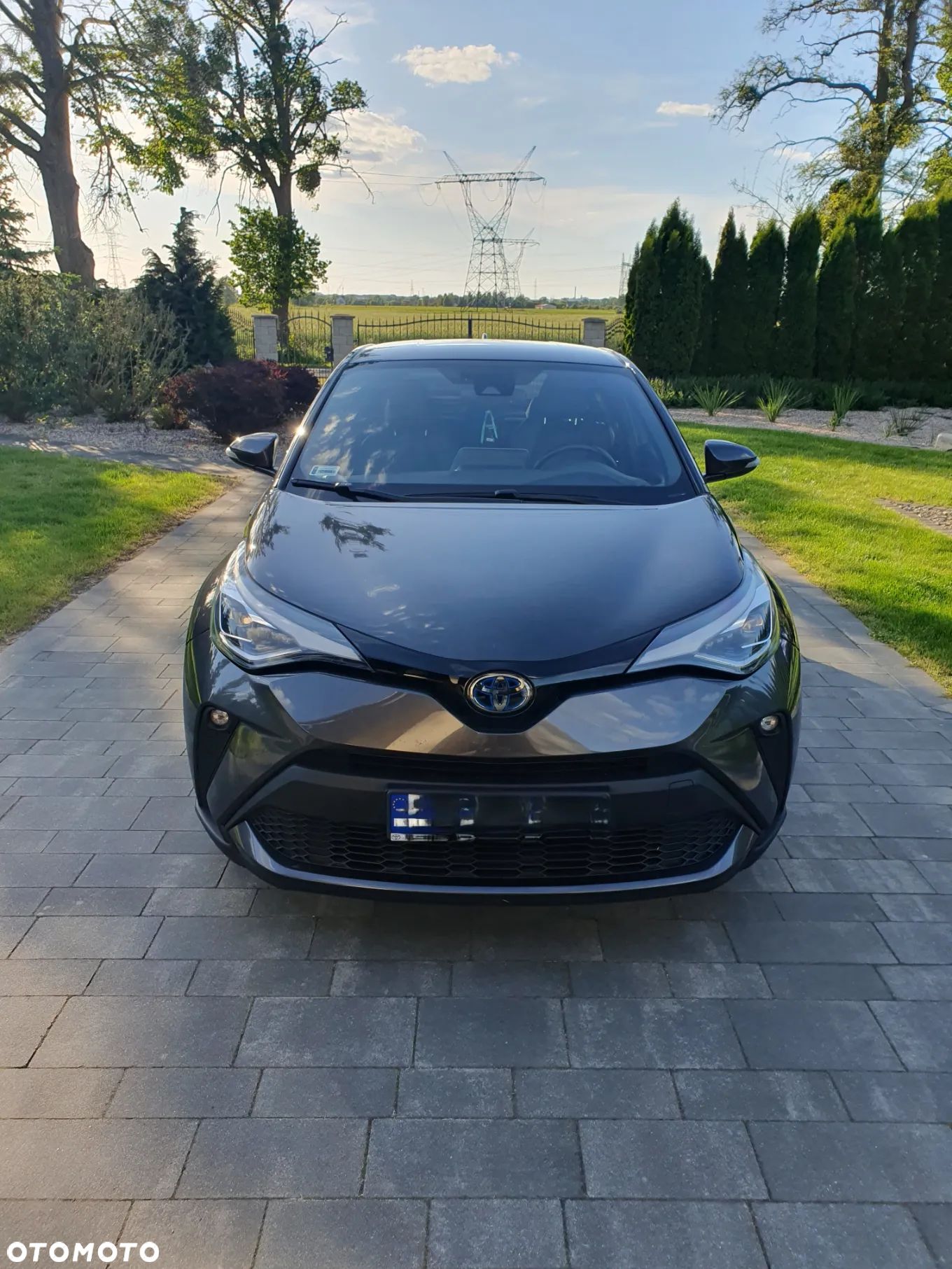 Toyota C-HR 2.0 Hybrid Executive - 1