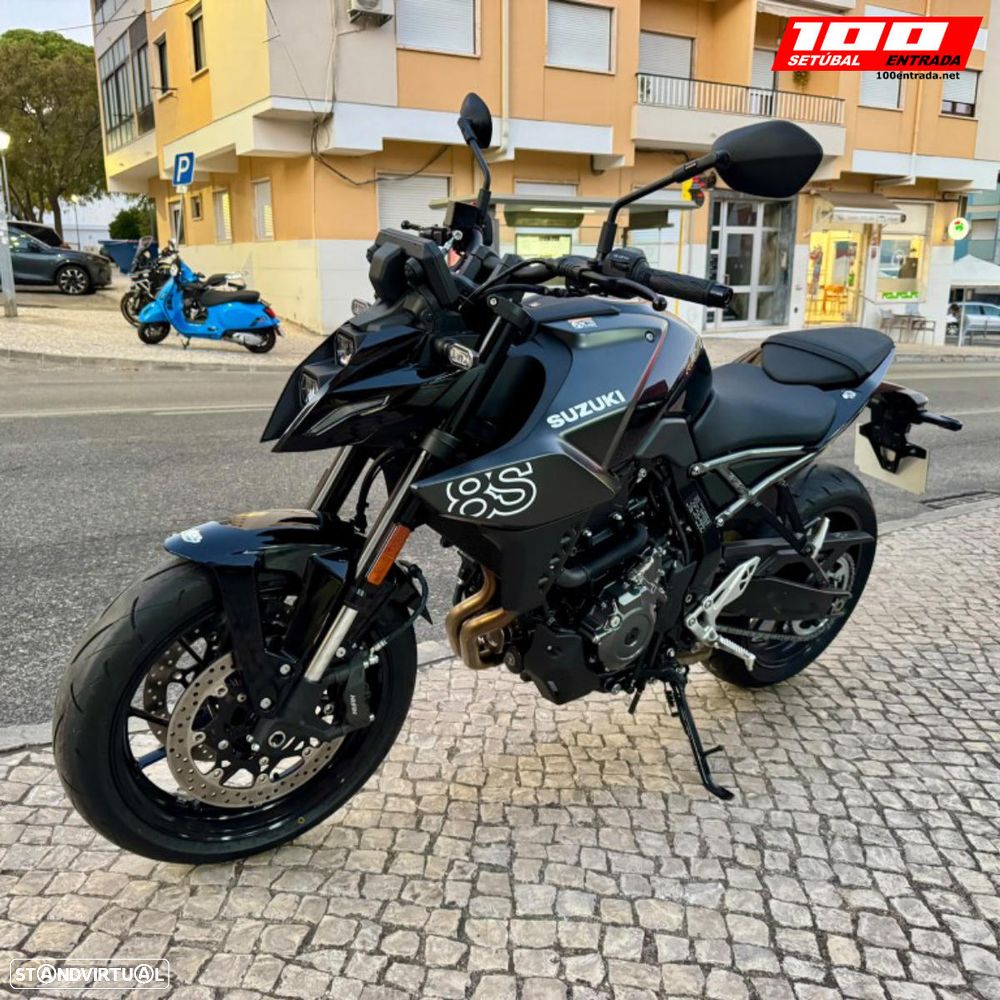 Suzuki GSX 800 S - 1
