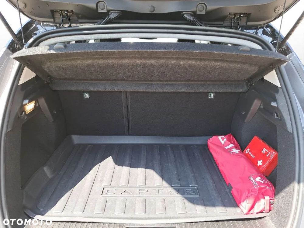 Renault Captur 1.3 TCe mHEV Techno EDC - 25