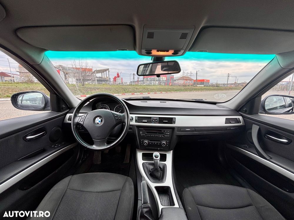 BMW Seria 3 320d DPF - 6