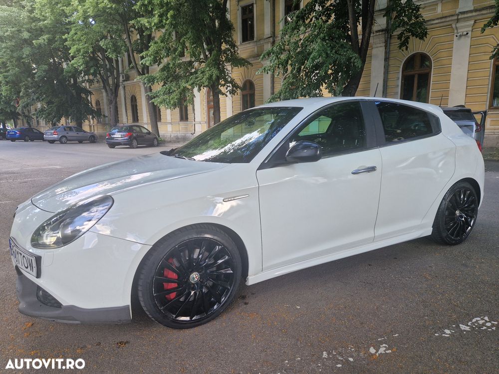 ALFA ROMEO Giulietta 2011 — imagine 5