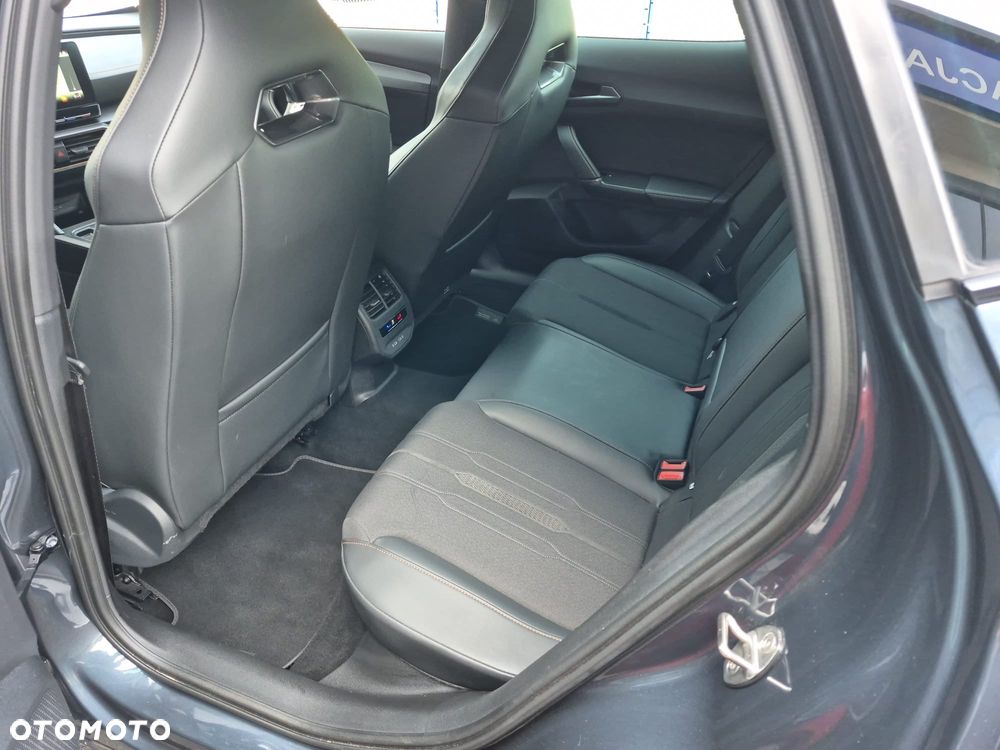 Cupra Formentor - 25
