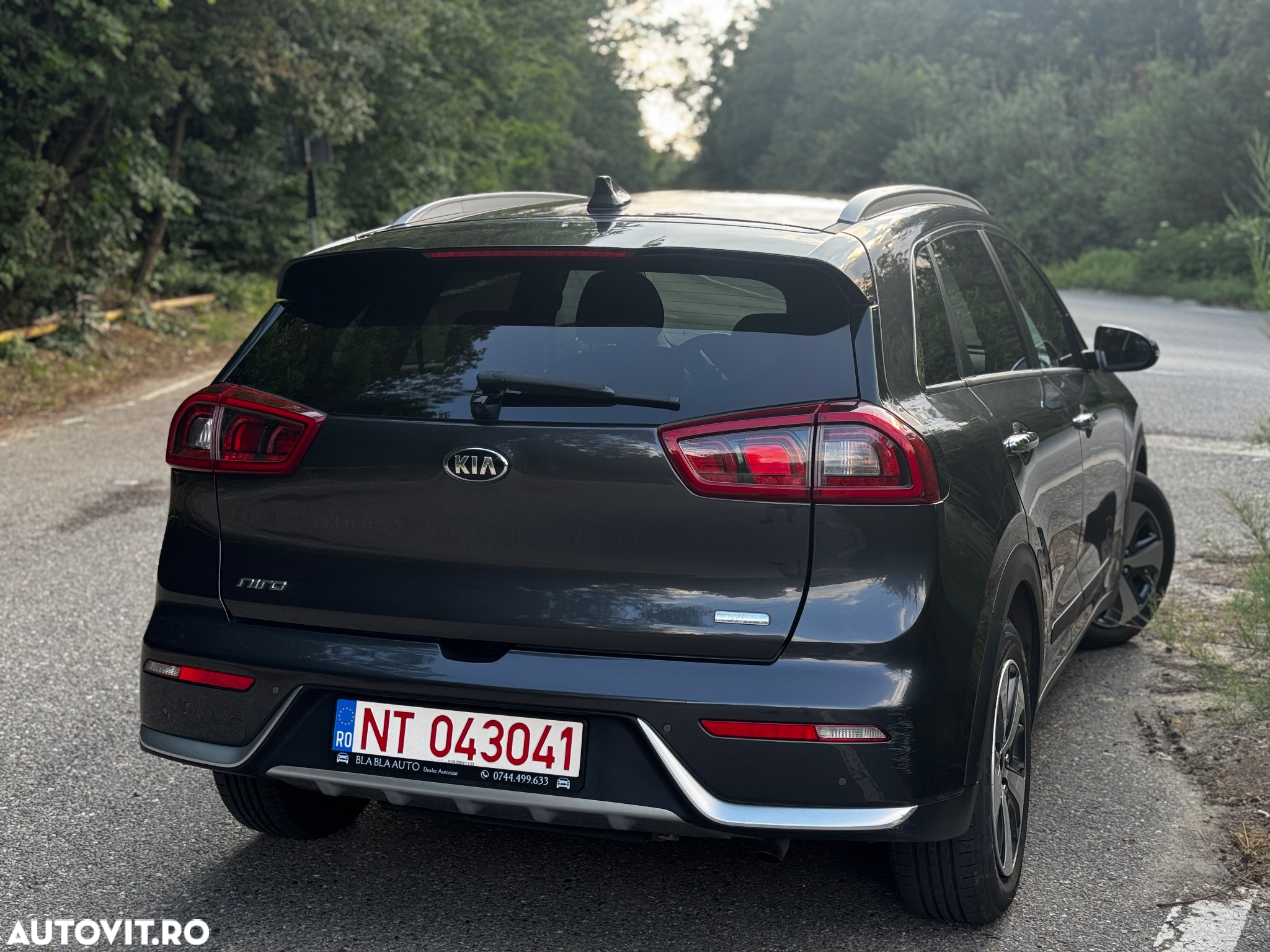 Kia Niro 1.6 GDI HEV 2WD OPF Aut. Spirit - 27
