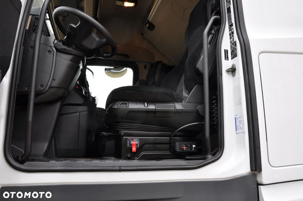 Mercedes-Benz Actros bez retardera - 9