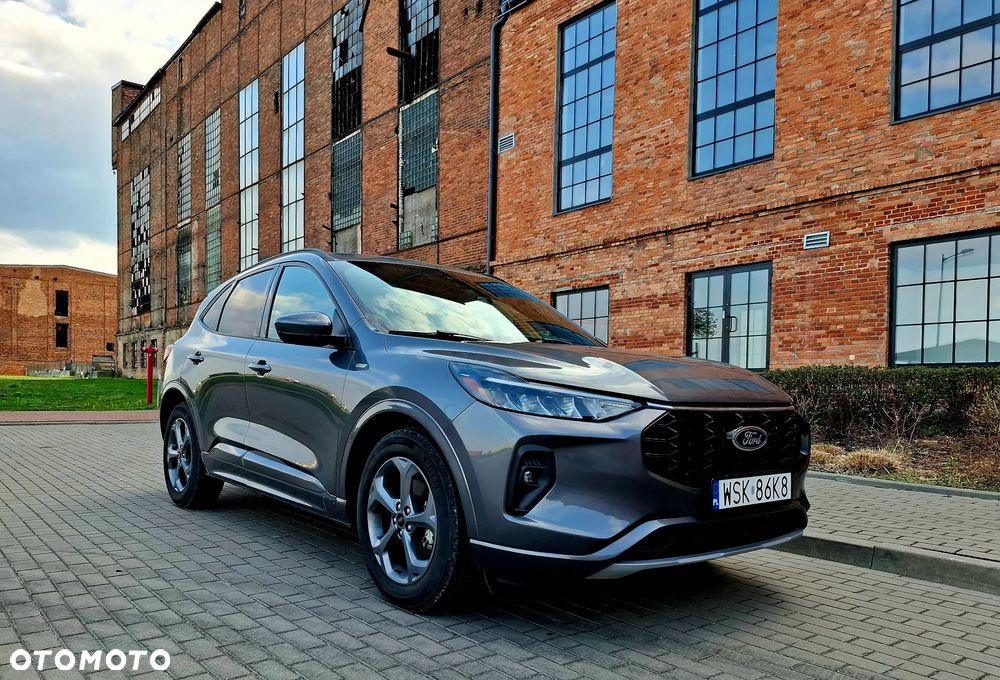 Ford Kuga - 2