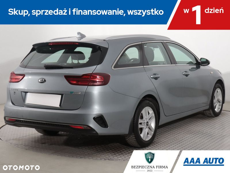 Kia Ceed - 6