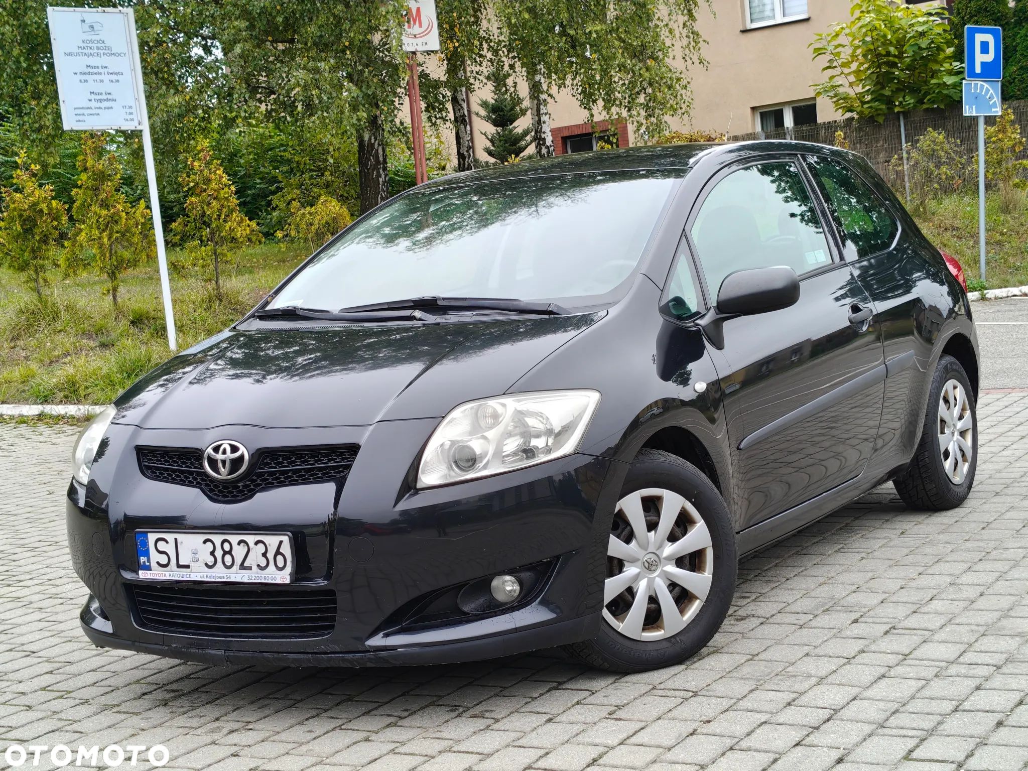 Toyota Auris 1.4 D-4D Luna - 1