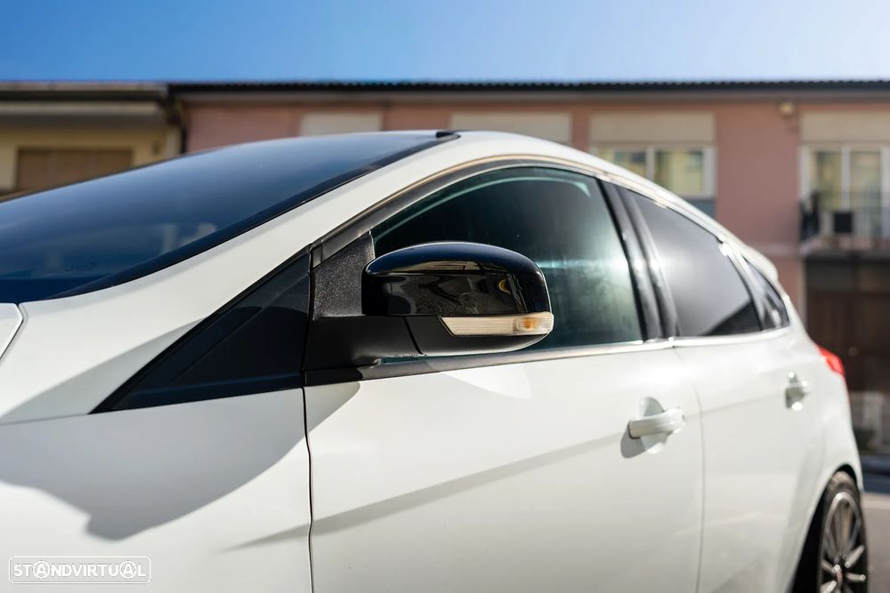Ford Focus 2.0 EcoBoost ST c/ Pack Pele Desportiva - 26