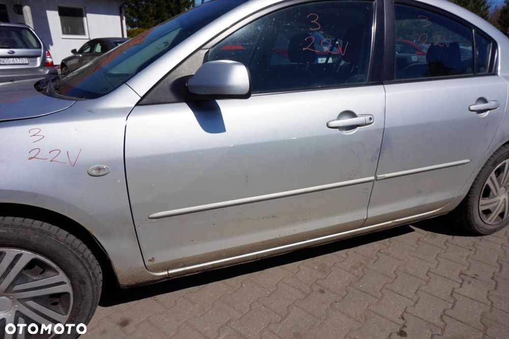 DRZWI PRZEDNIE LEWE 3 I BK SEDAN 22V  SREBRNY MAZDA 2003-2006 - 4