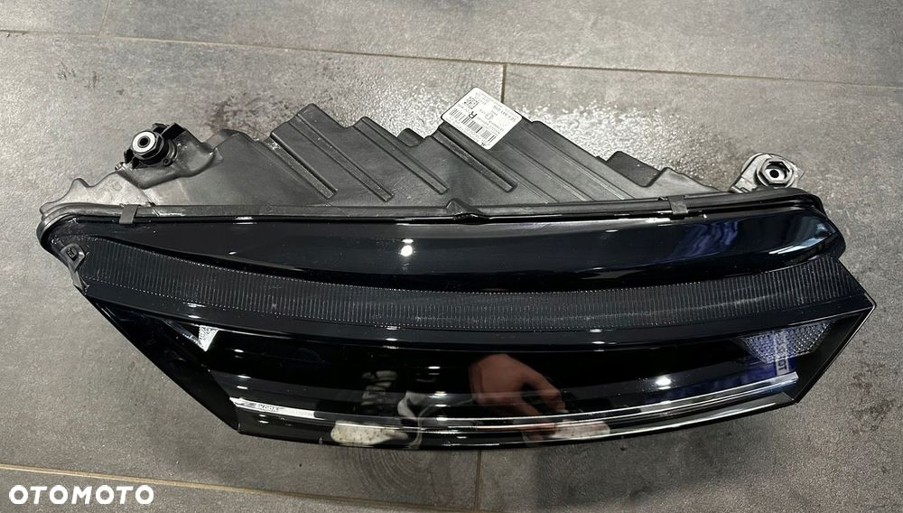 SKODA OCTAVIA LAMPA PRAWA 5E4941016 FULL LED - 3