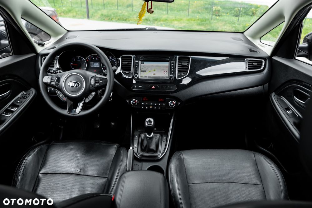 Kia Carens 1.7 CRDi 141 ISG Vision - 27