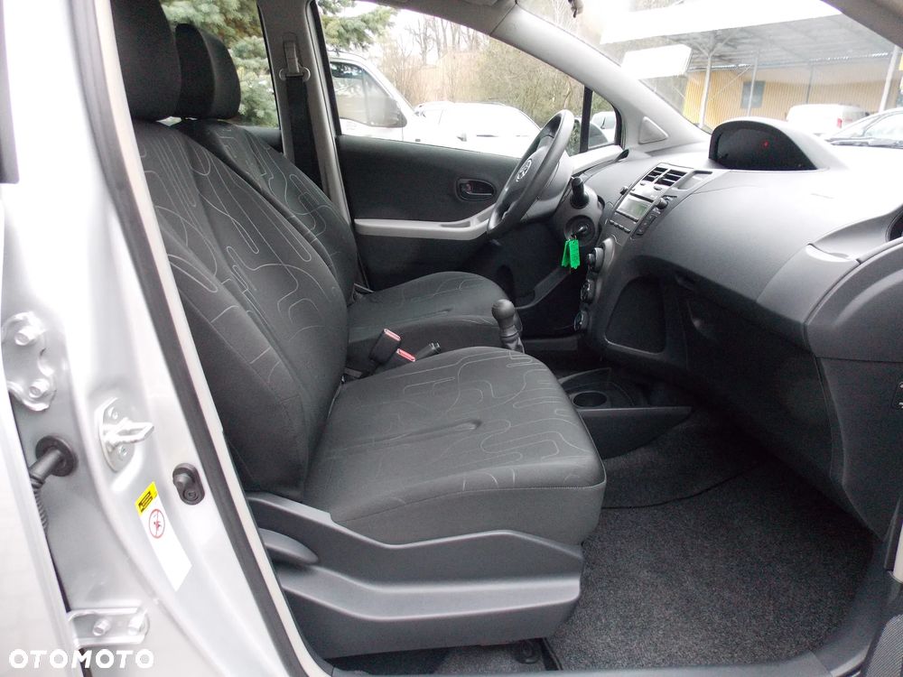 Toyota Yaris 1.0 VVT-i Sol - 15