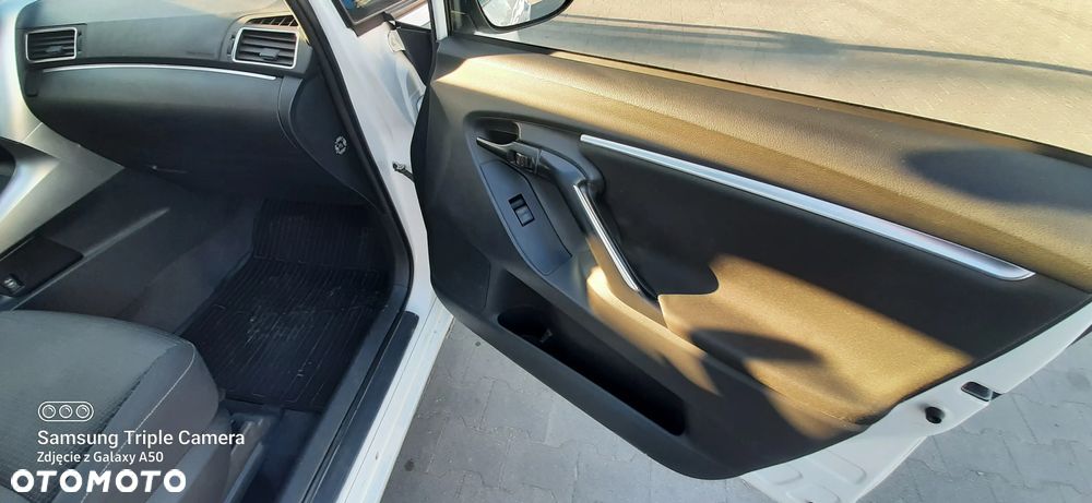 Toyota Verso 1.8 Premium 7os MS - 19