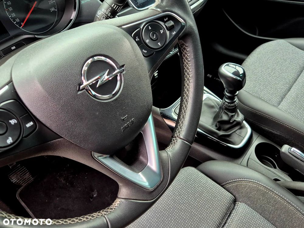 Opel Crossland X - 24