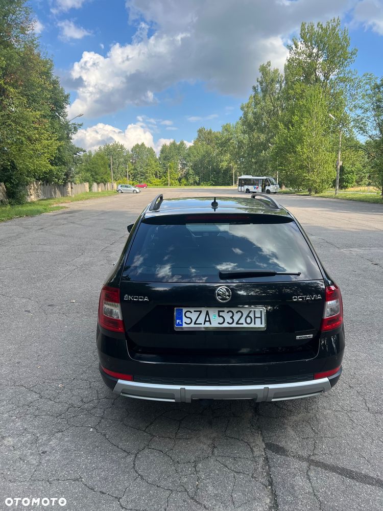 Skoda Octavia 2.0 TDI 4x4 DSG Scout - 10