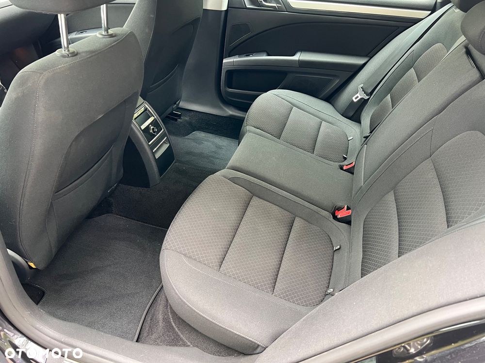 Skoda Superb 2.0 TDI Business - 25
