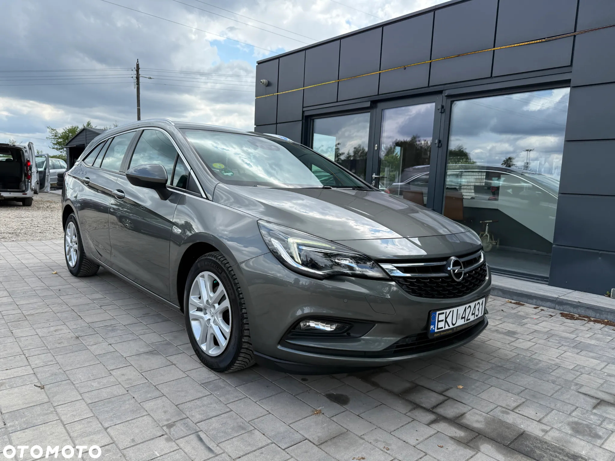 Opel Astra 1.6 CDTI Active - 10